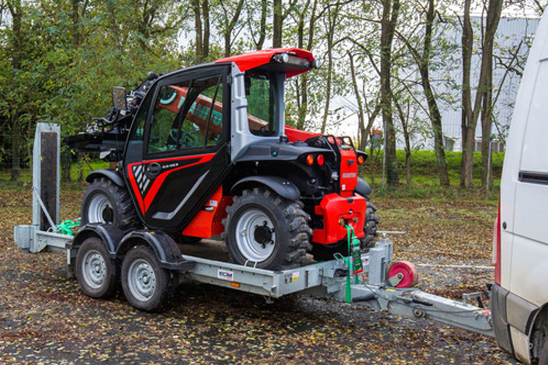 Manitou ULM ultra light telehandler on a plant trailer